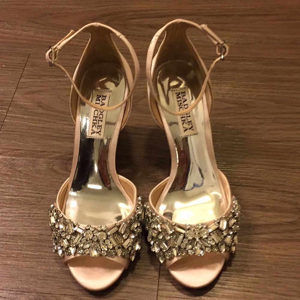 Badgley Mischka Blush Satin Wedge Shoe - Picture 2 of 5